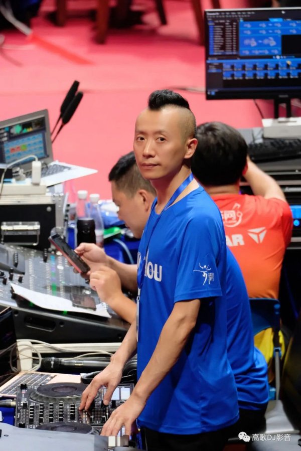 高云鹏老师受邀为2023年全国乒乓球锦标赛决赛现场dj！